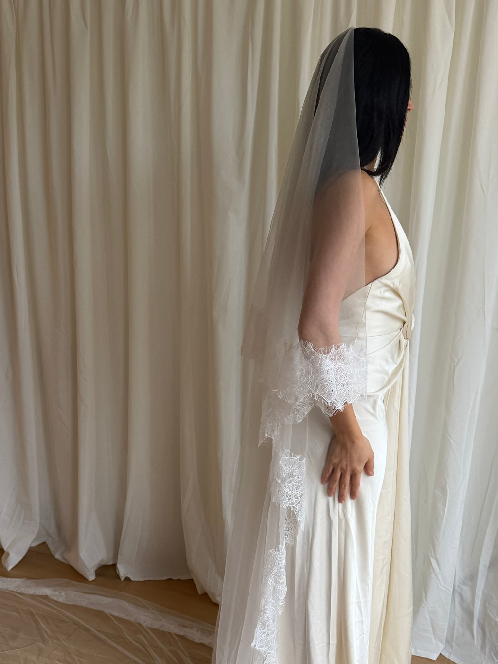 LACE TRIM DROP VEIL