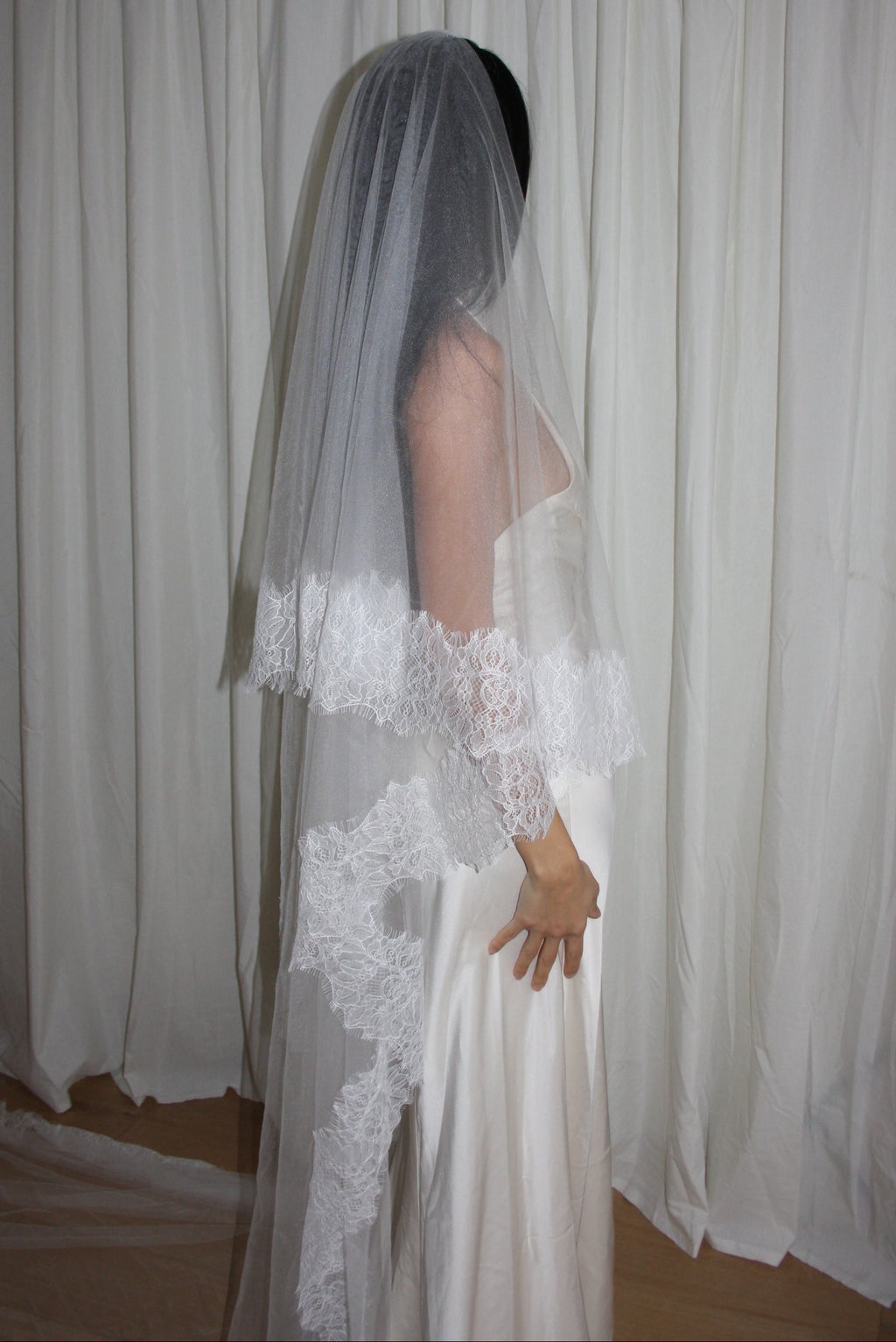 LACE TRIM DROP VEIL