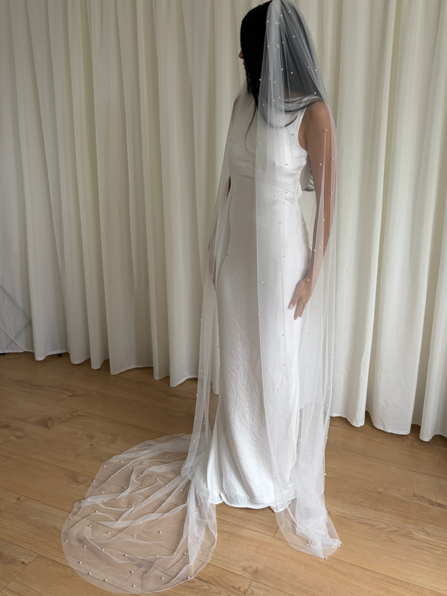 PEARL VEIL