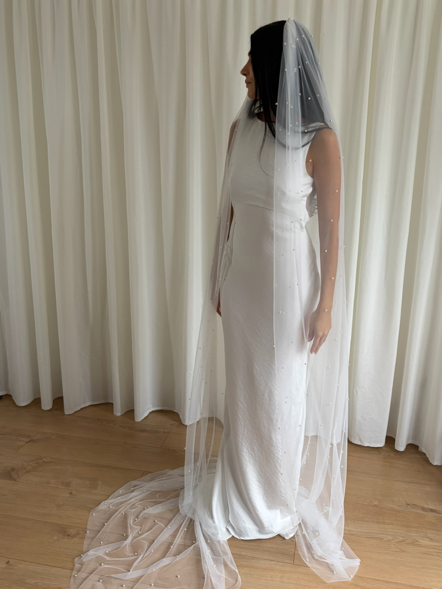 PEARL VEIL